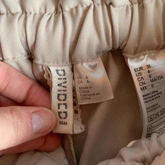 Cute Beige Light Summer Pant - Picture 2 of 8